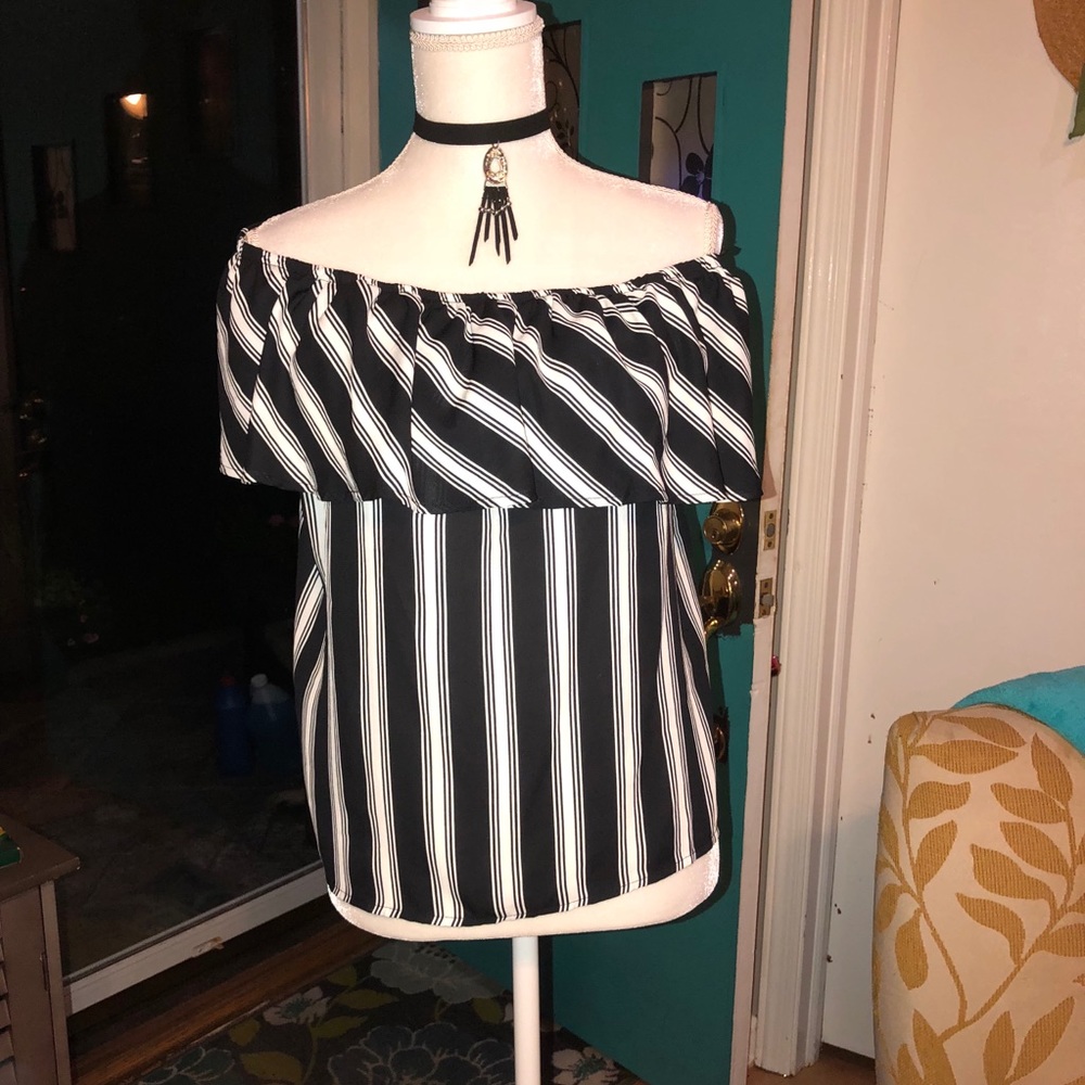 Off the shoulder black and white top size L